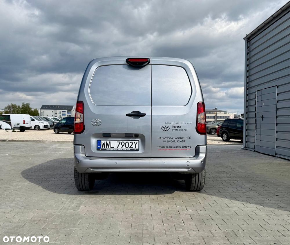 Toyota Proace City - 11