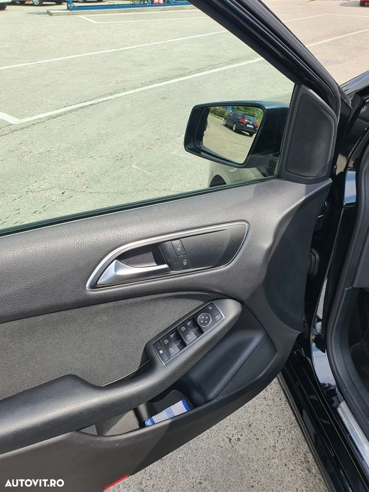 Mercedes-Benz B 180 CDI (BlueEFFICIENCY) 7G-DCT - 11