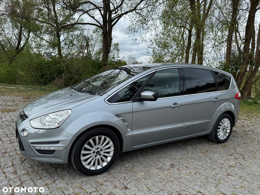 Ford C-MAX 2.0 TDCi Champions Edition - 16