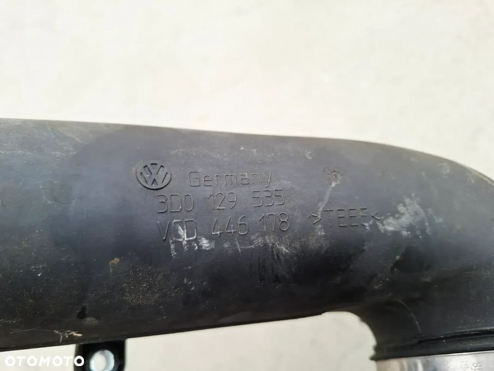 Przewód Rura Wąż Powietrza 4.2 B V8 VW Phaeton 3D0129535 - 4