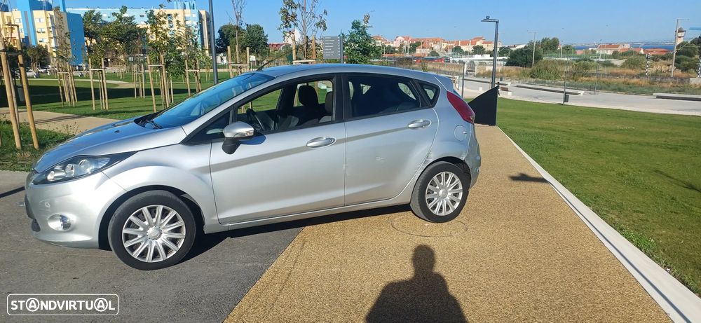 Ford Fiesta - 5