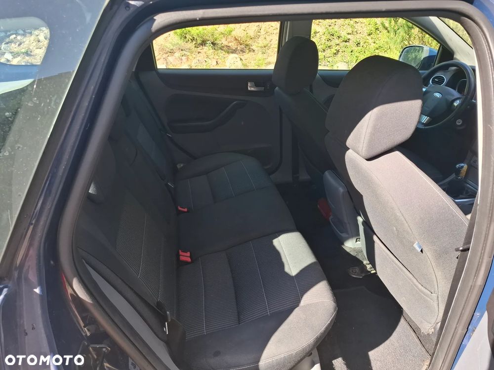 Ford Focus 1.6 TDCi Titanium - 9