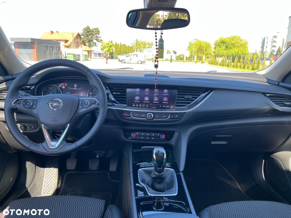 Opel Insignia - 4