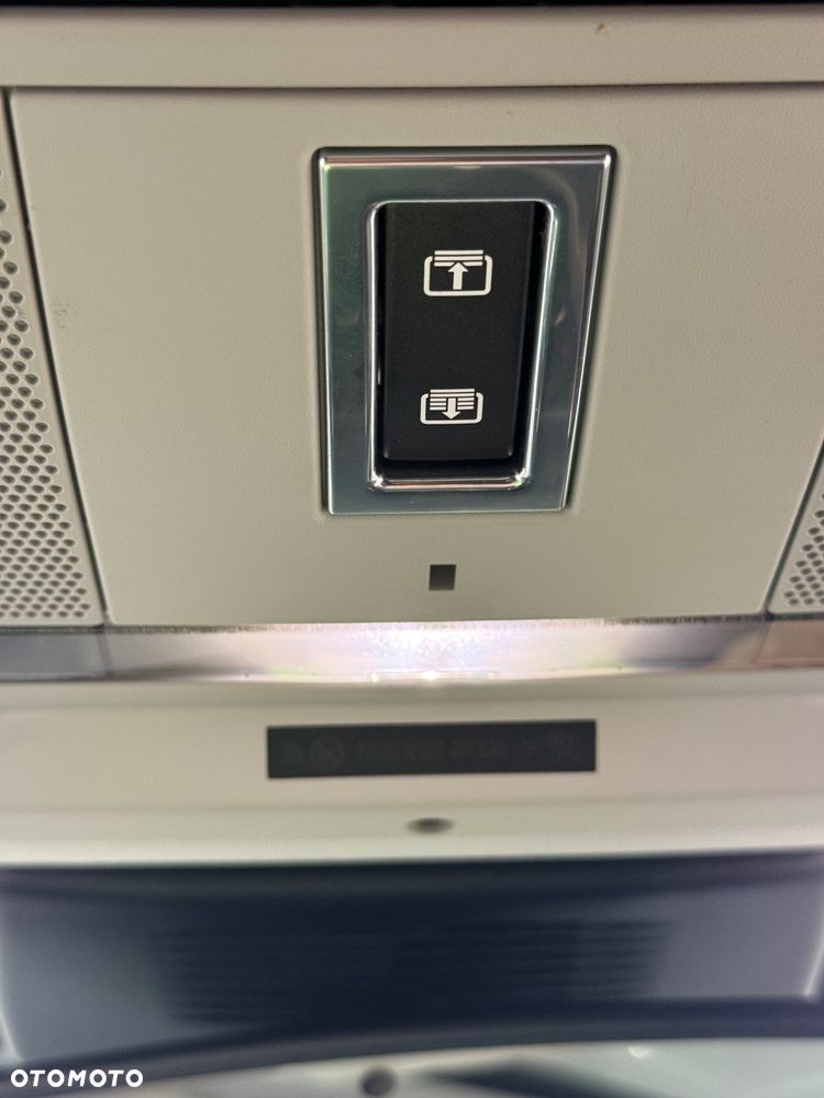 Land Rover Discovery Sport 2.0 TD4 HSE - 40