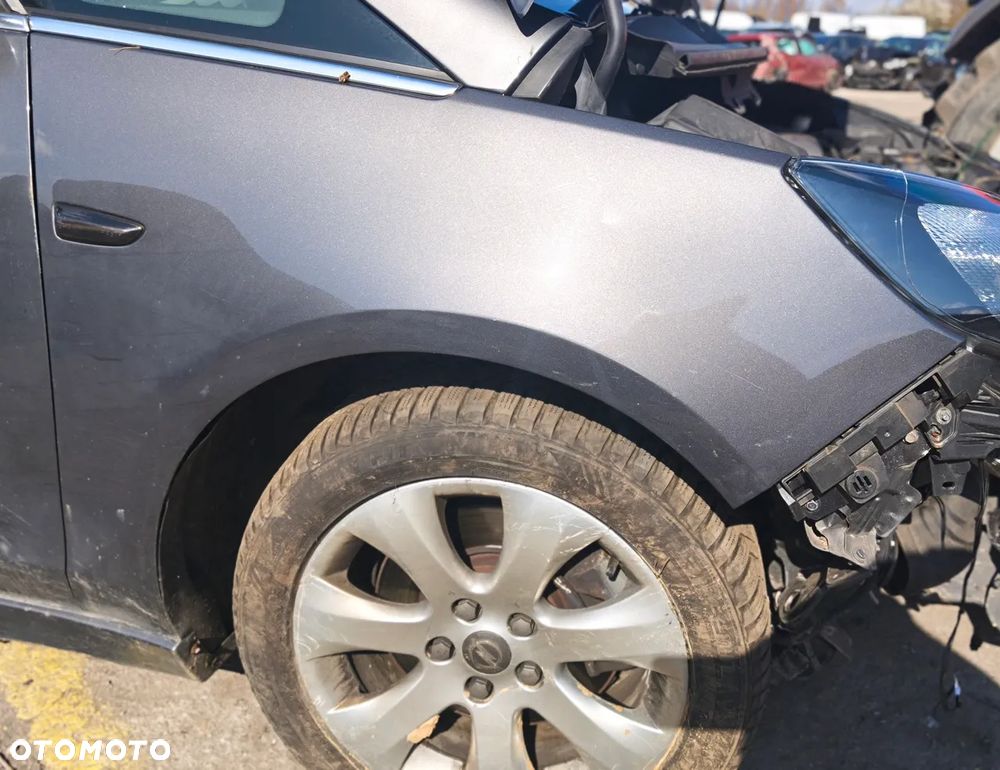 OPEL ZAFIRA C 12r PODŁUŻNICA ĆWIARTKA FARTUCH PRAWY PRZÓD - 1