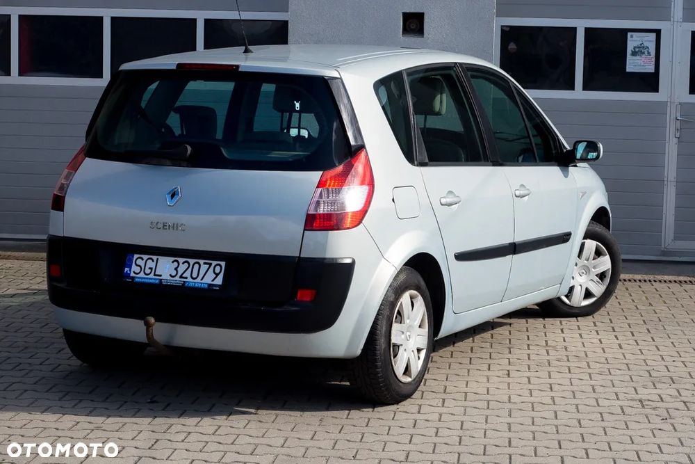 Renault Scenic 1.6 16V Authentique - 8