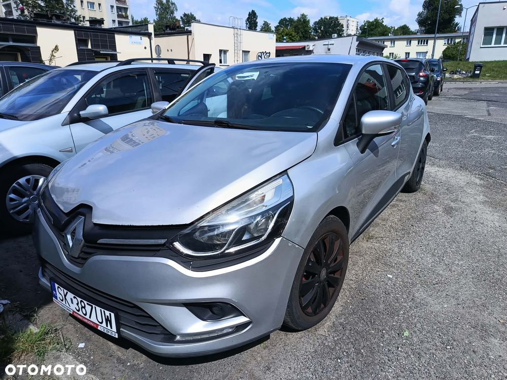 Renault Clio - 6