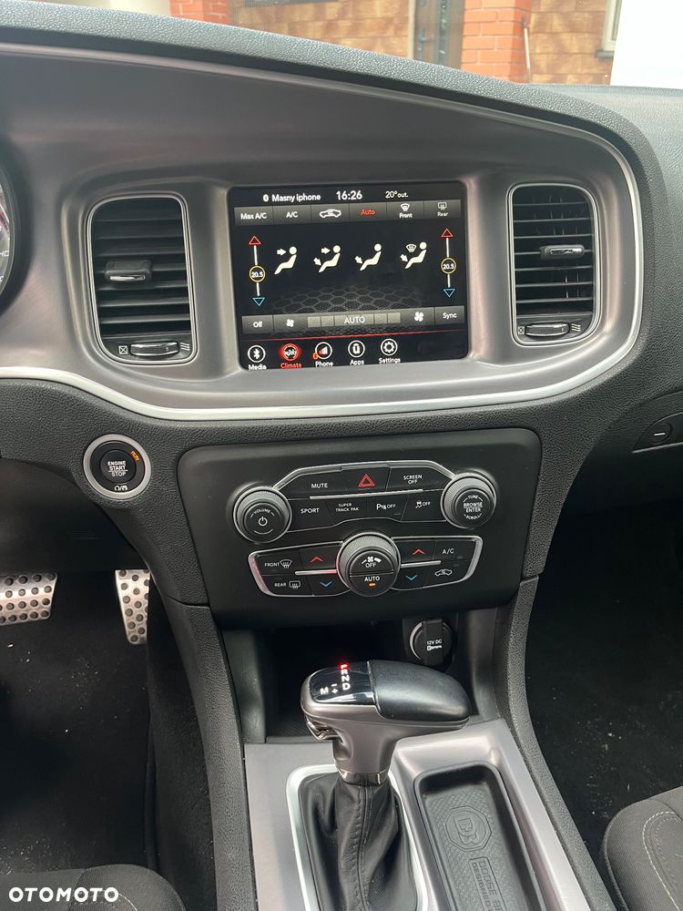 Dodge Charger 5.7 R/T - 15