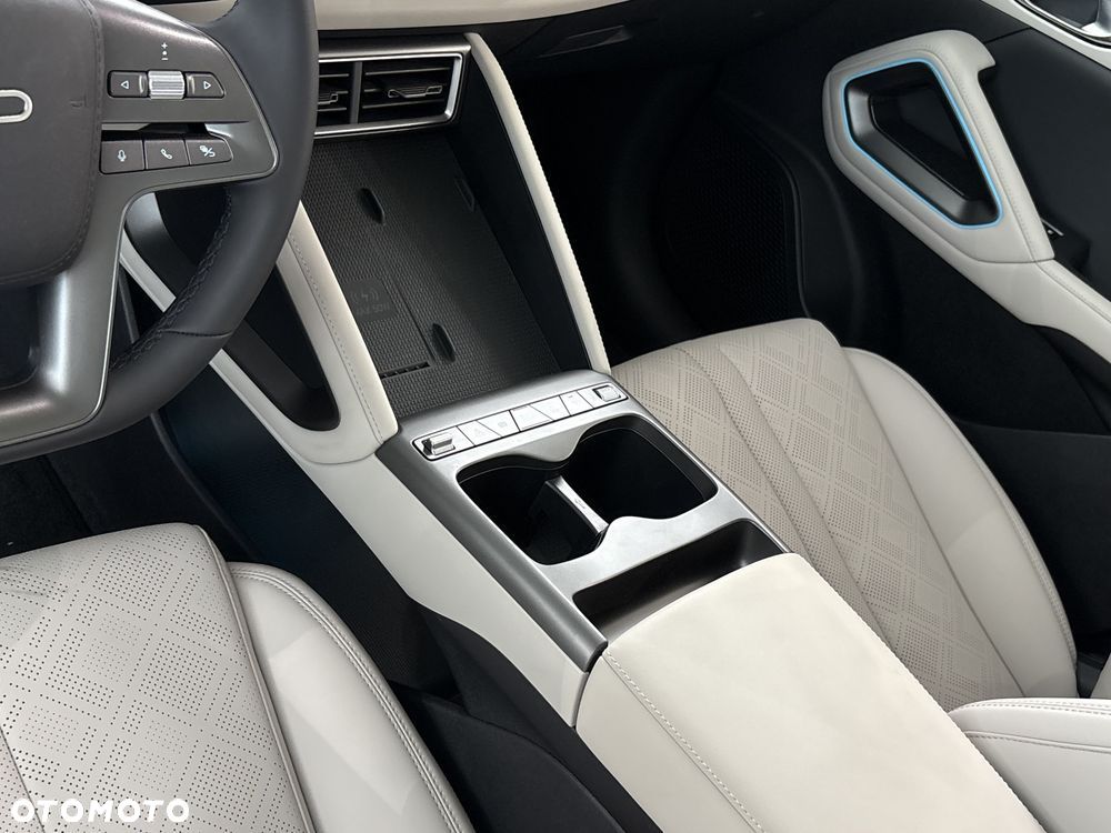 BYD Atto 2 DM-i Boost - 19