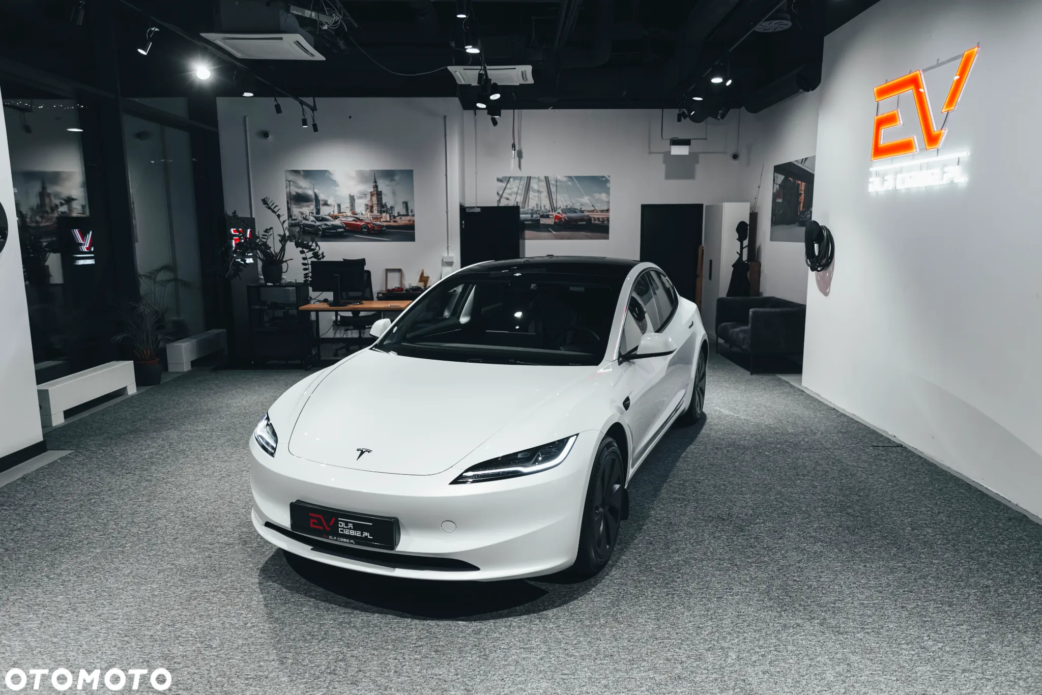 Tesla Model 3 Long Range AWD - 7