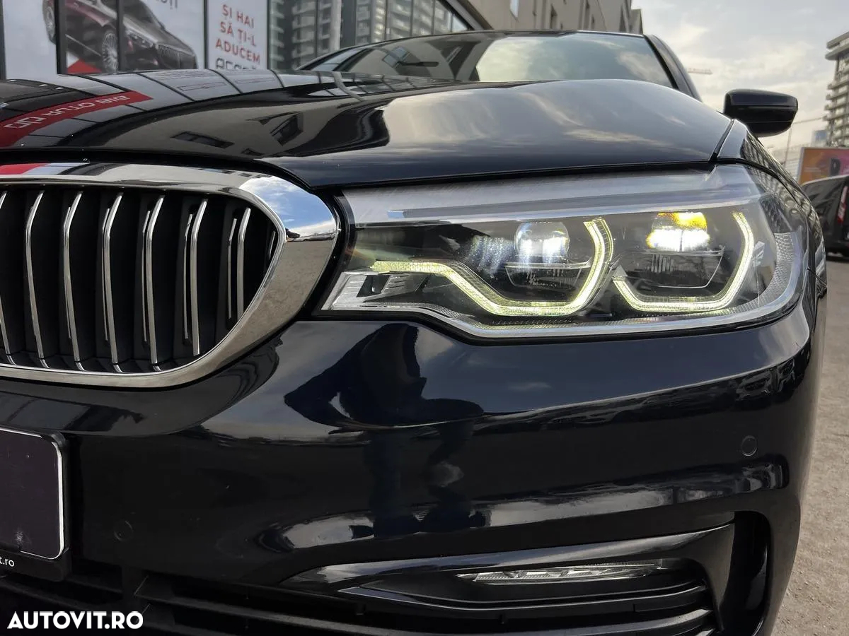 BMW Seria 5 540i xDrive AT - 2