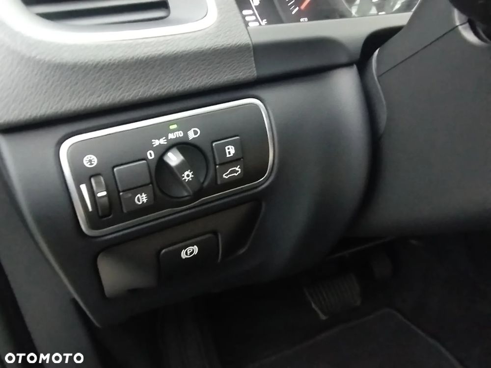 Volvo S60 - 30