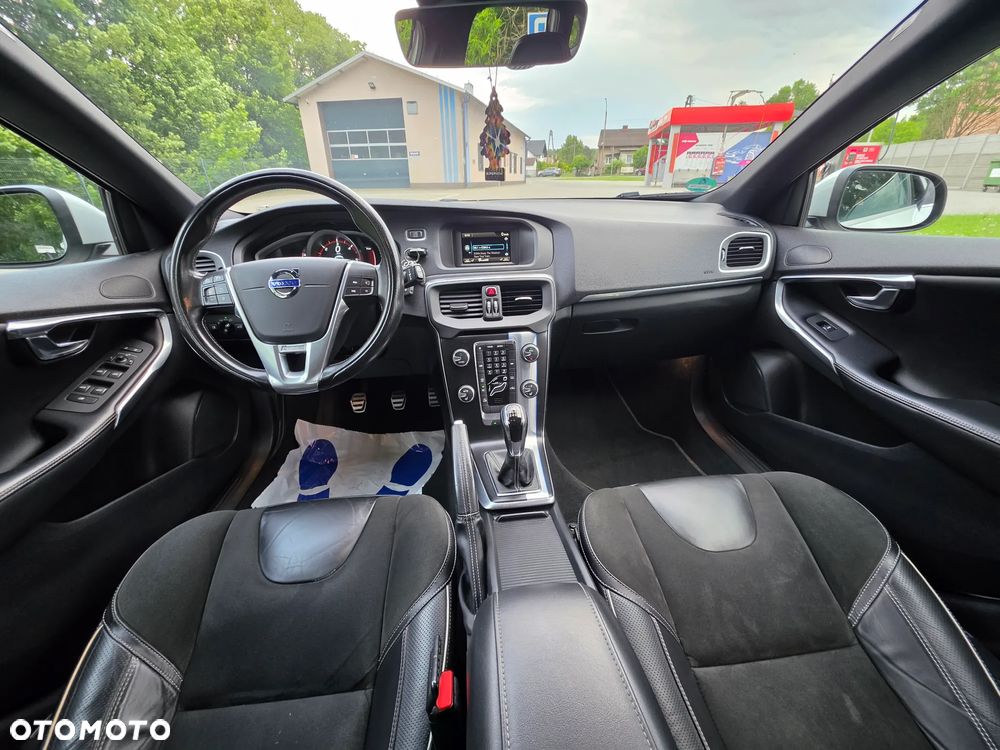 Volvo V40 D4 RDesign - 10