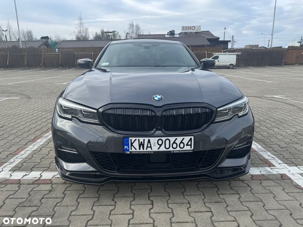 BMW Seria 3 330i xDrive M Sport sport - 3