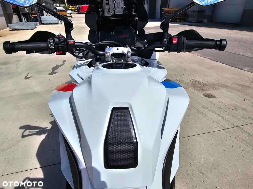 BMW XR - 35