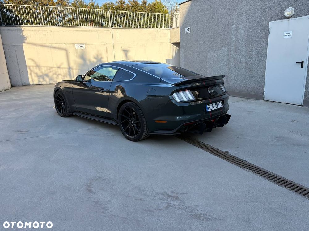 Ford Mustang 5.0 V8 GT - 9