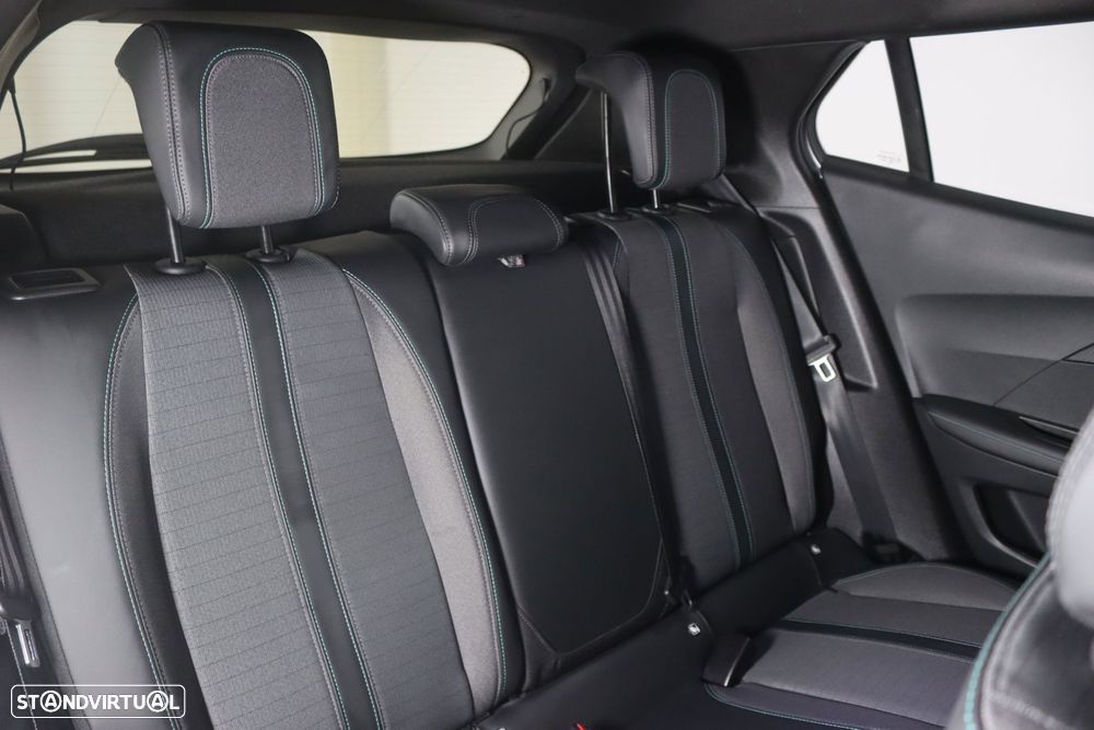 Peugeot e-2008 50 kWh Active Pack - 13