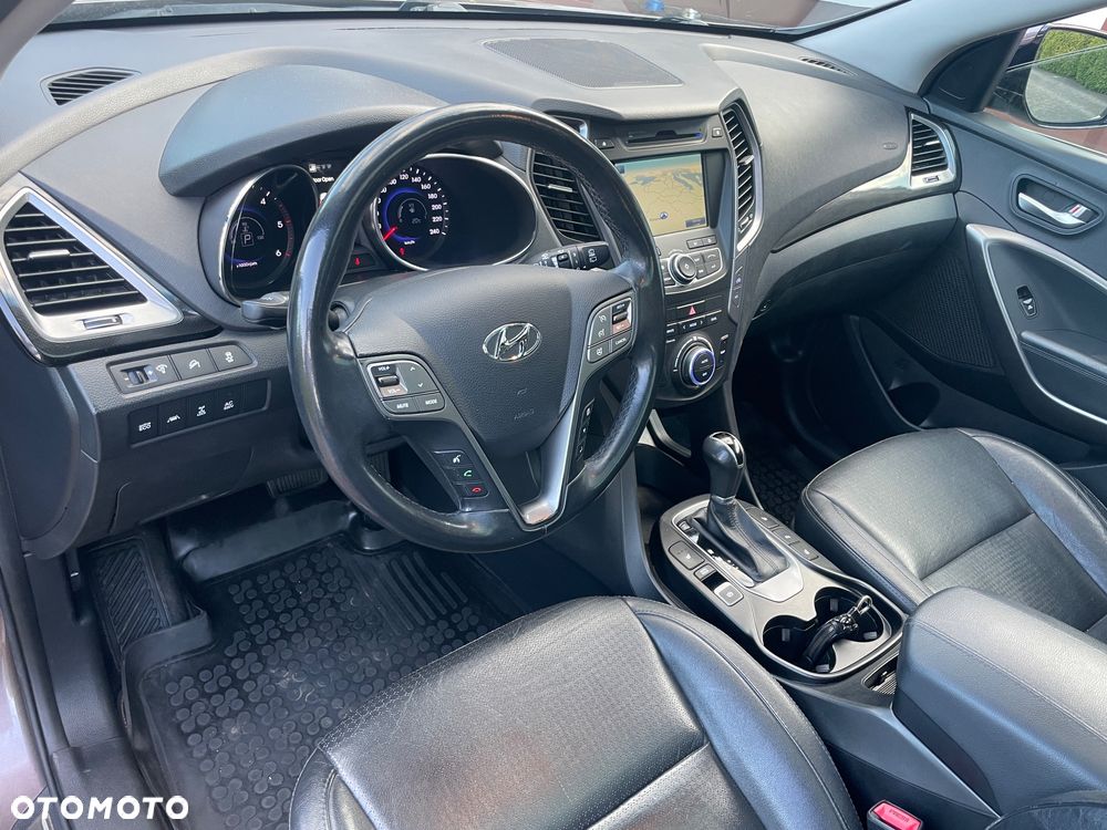 Hyundai Santa Fe Grand 2.2 CRDI 4WD Automatik Premium - 33