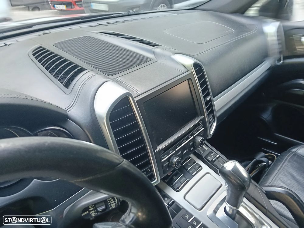 Porsche Cayenne 3.0 V6 - 19