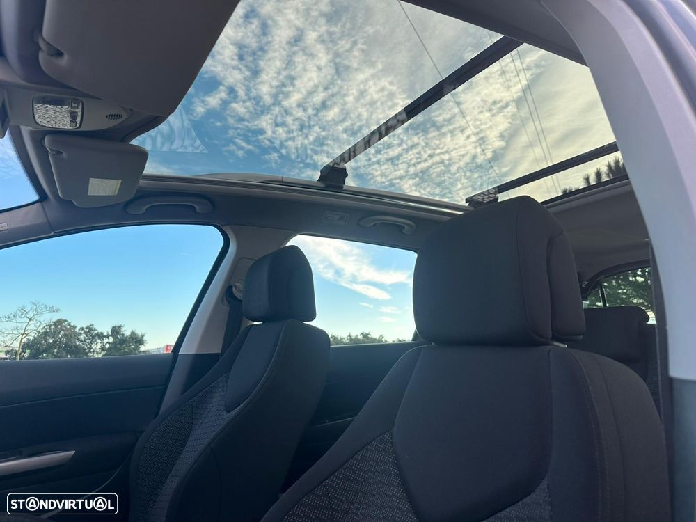 Peugeot 308 SW 1.6 HDi Sport CVM6 - 26