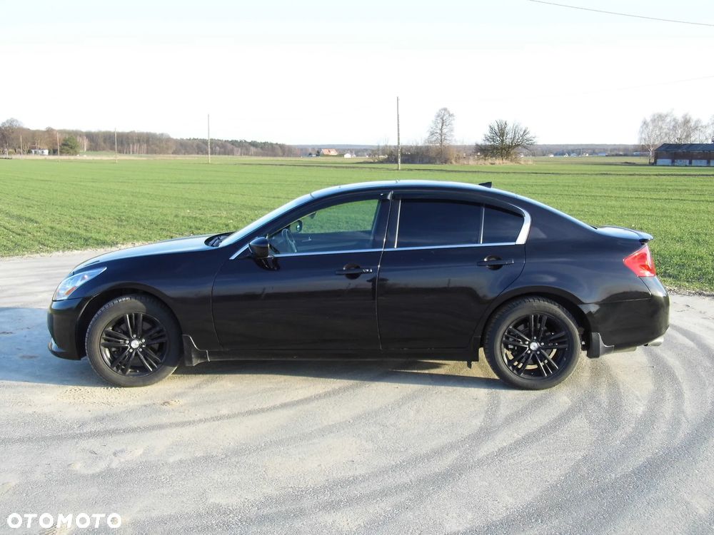 Infiniti G G37 AWD - 3