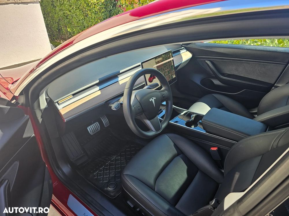 Tesla Model 3 Performance - 5