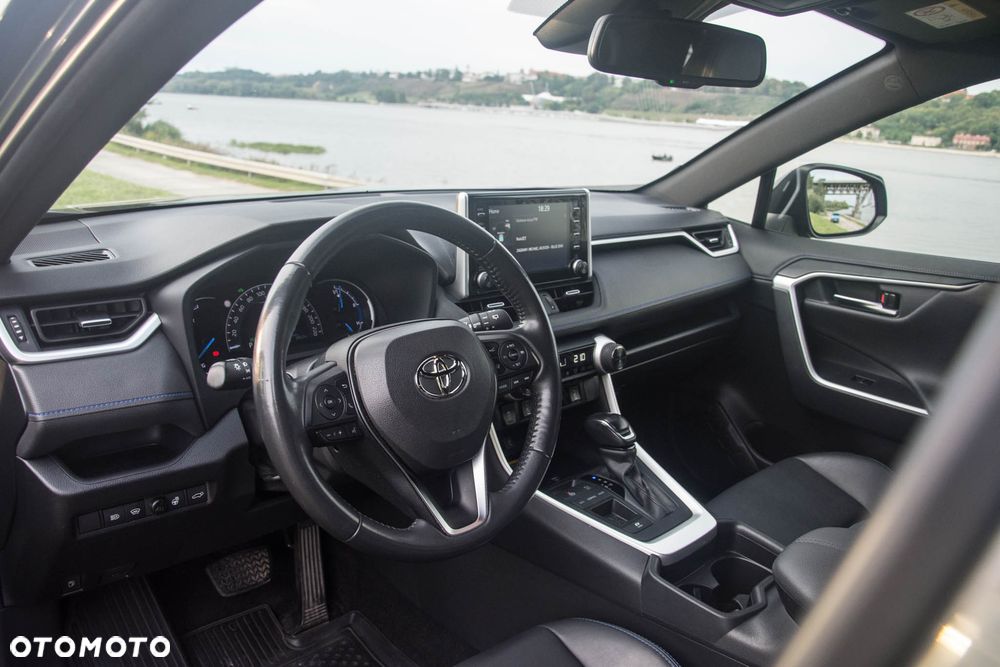 Toyota RAV4 2.5 Hybrid Selection 4x2 - 18