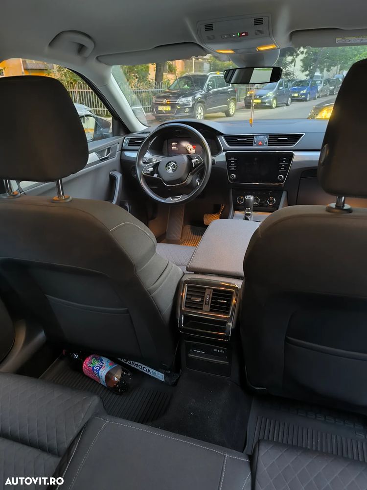 Skoda Superb 2.0 TDI DSG Ambition - 20