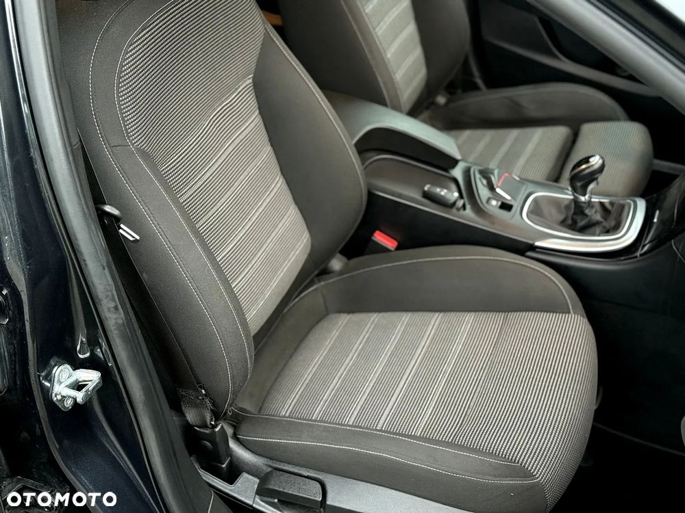 Opel Insignia 1.6 SIDI Turbo ecoFLEX Start/Stop Innovation - 28