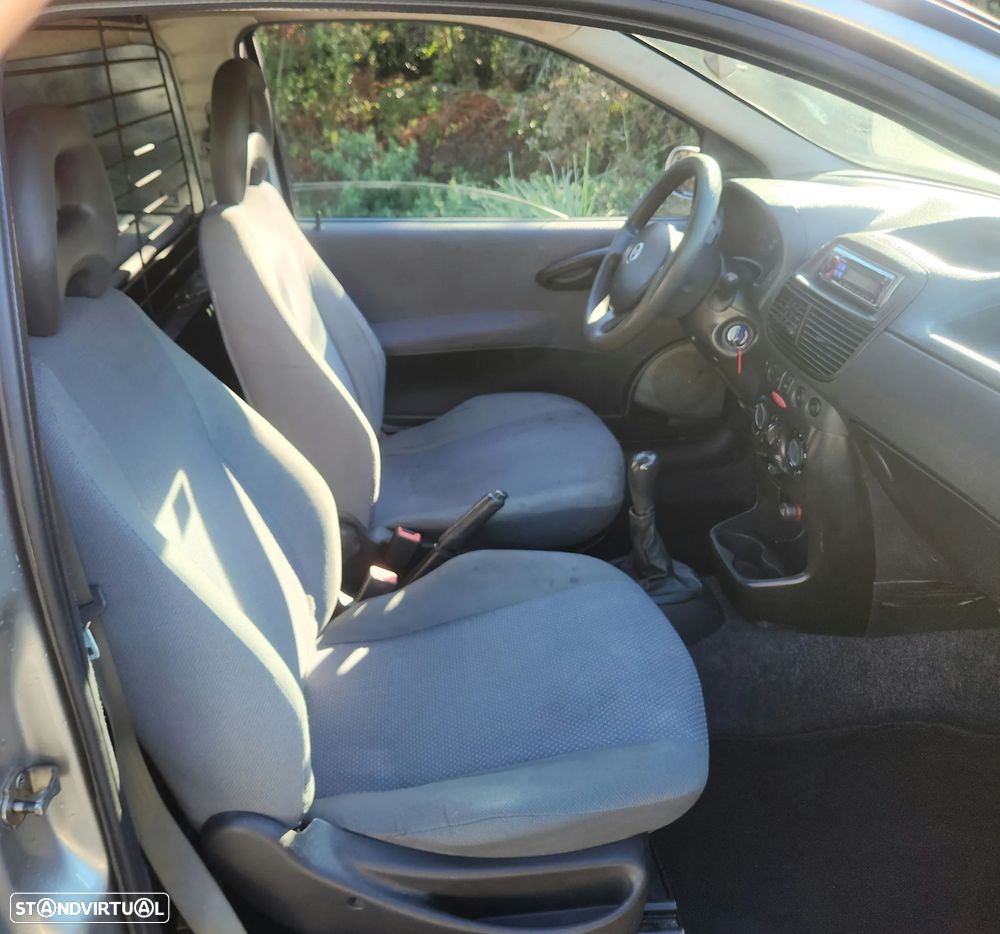 Fiat Punto 70 jtd Dynamique A/C - 9