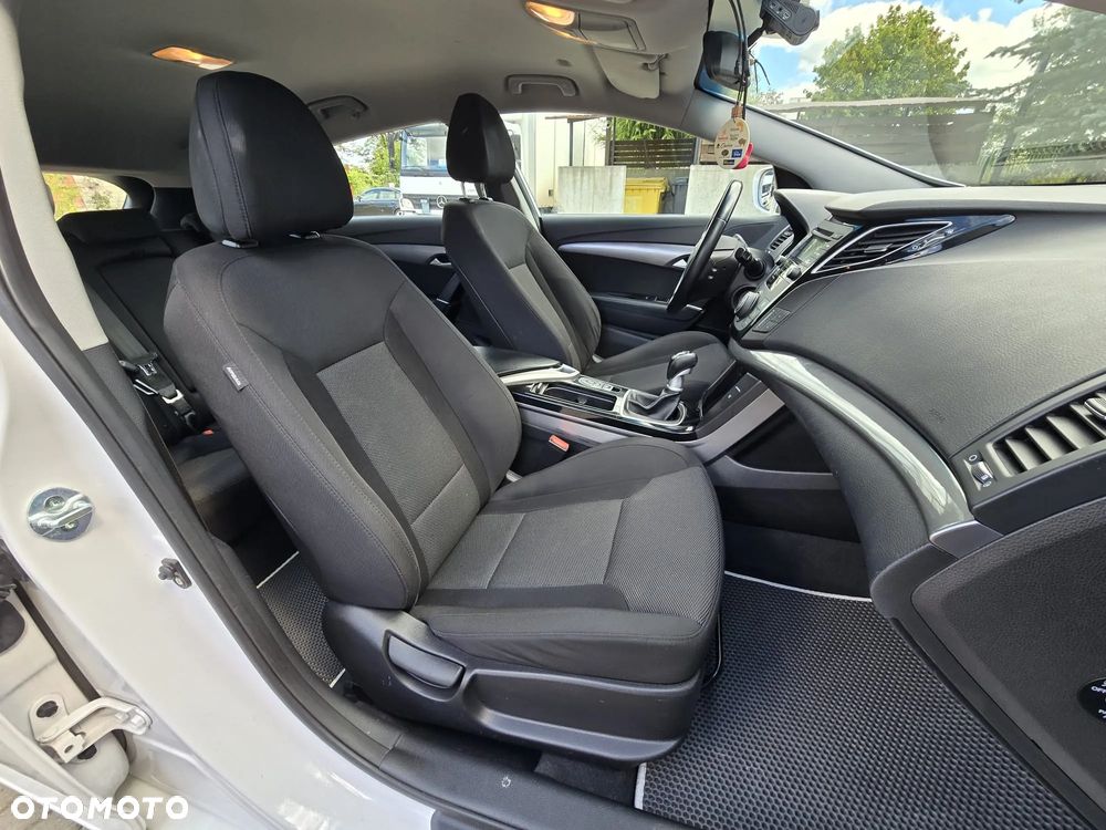 Hyundai i40 Kombi 1.6 Trend - 14