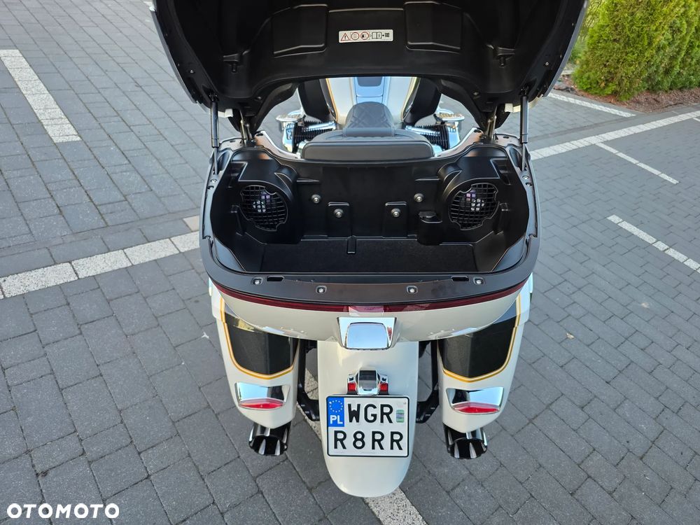 BMW R - 30