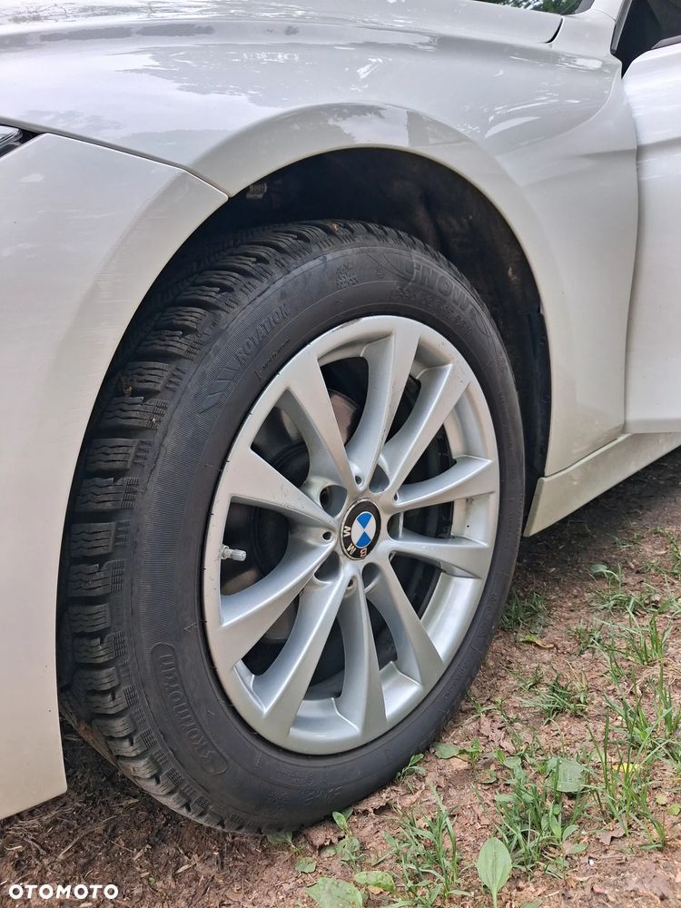 BMW Seria 3 320i xDrive - 8