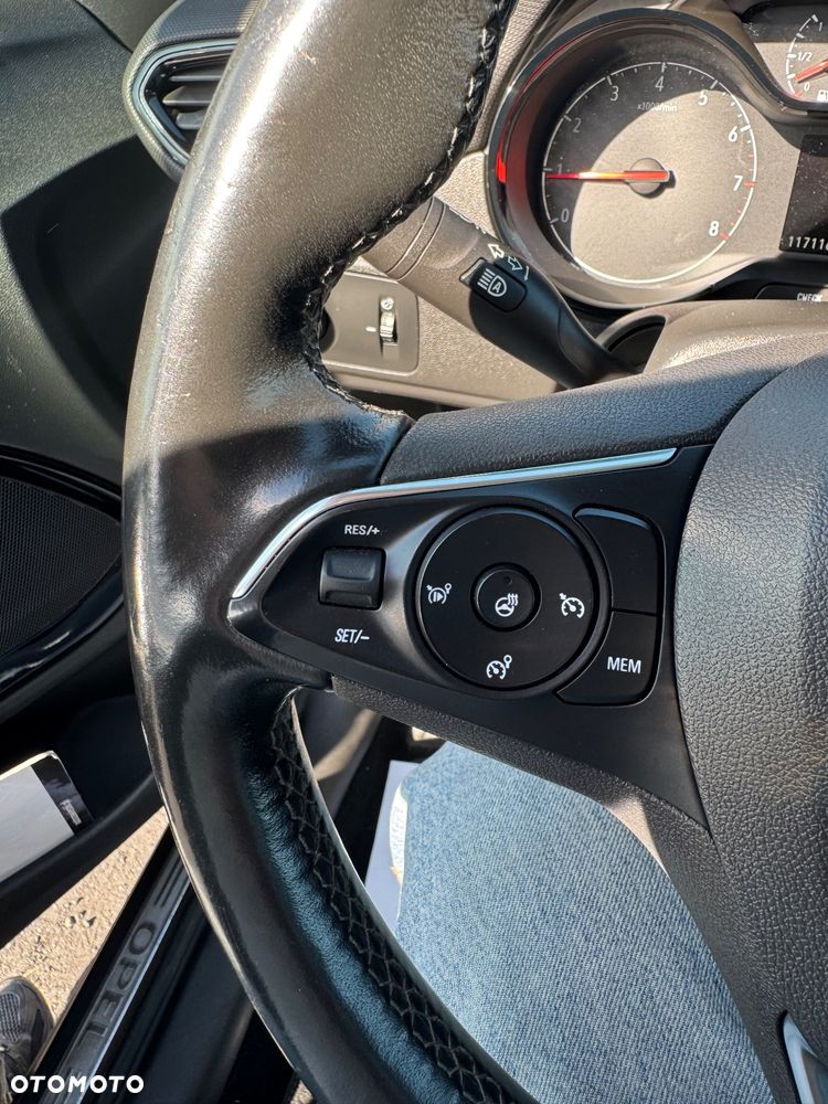Opel Crossland X - 35