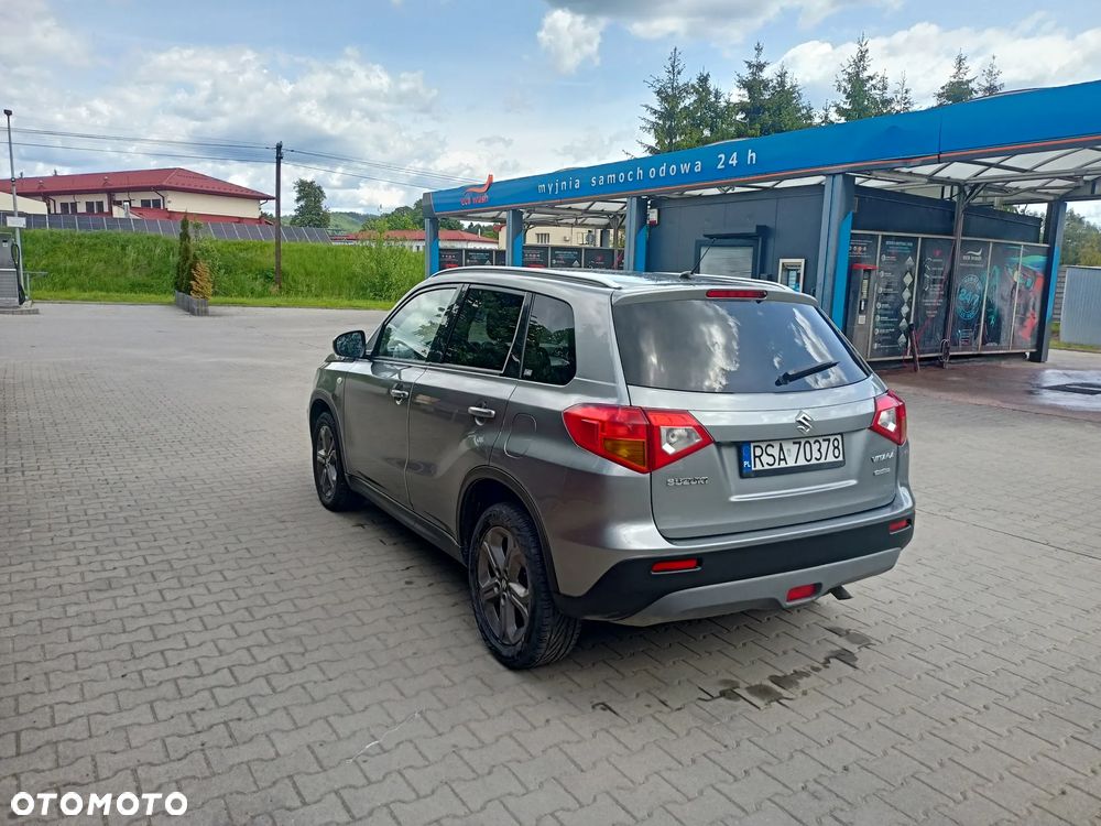 Suzuki Vitara 1.6 DDiS (4x4) Allgrip Comfort - 10