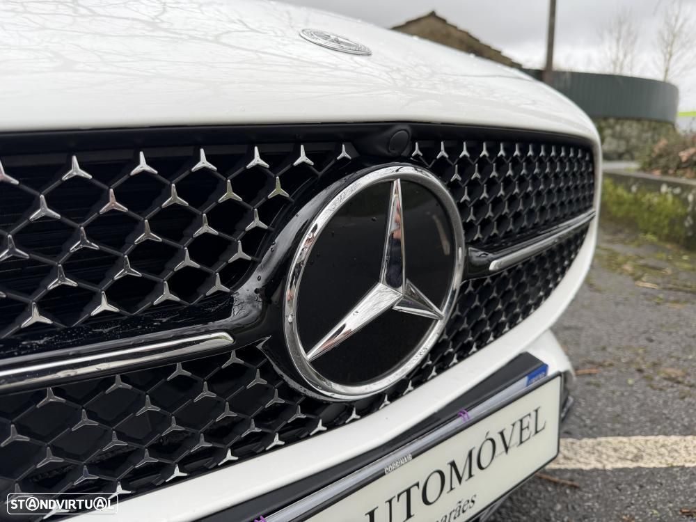 Mercedes-Benz CLA 250 e 8G-DCT AMG Line Advanced Plus - 12