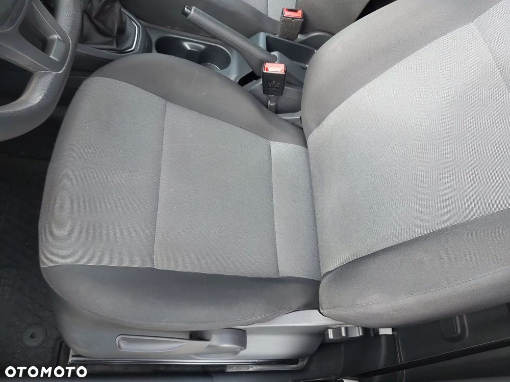 Volkswagen Caddy - 13