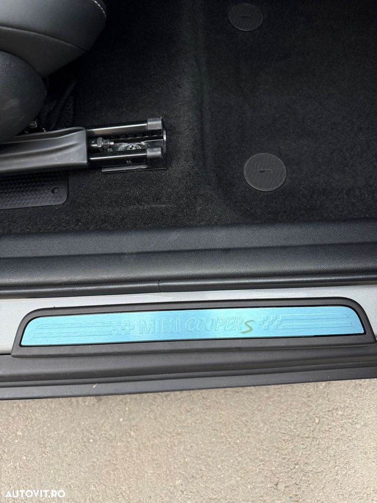 Mini Countryman - 15