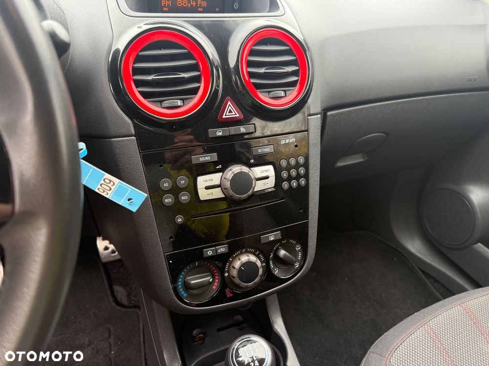 Opel Corsa 1.4 16V Color Edition - 32