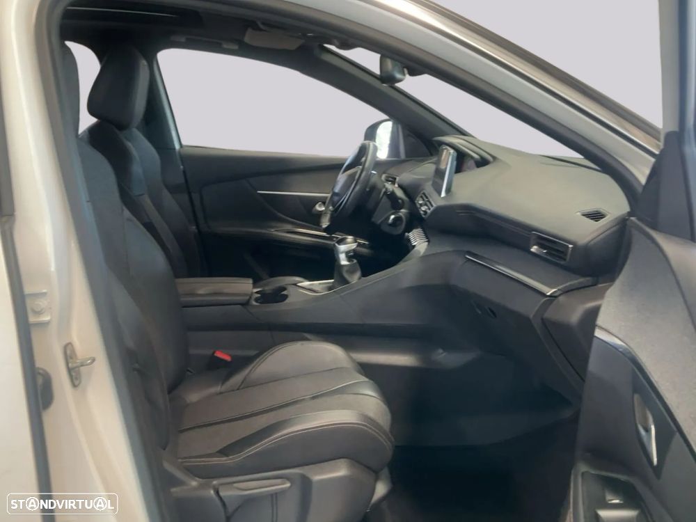 Peugeot 3008 - 10