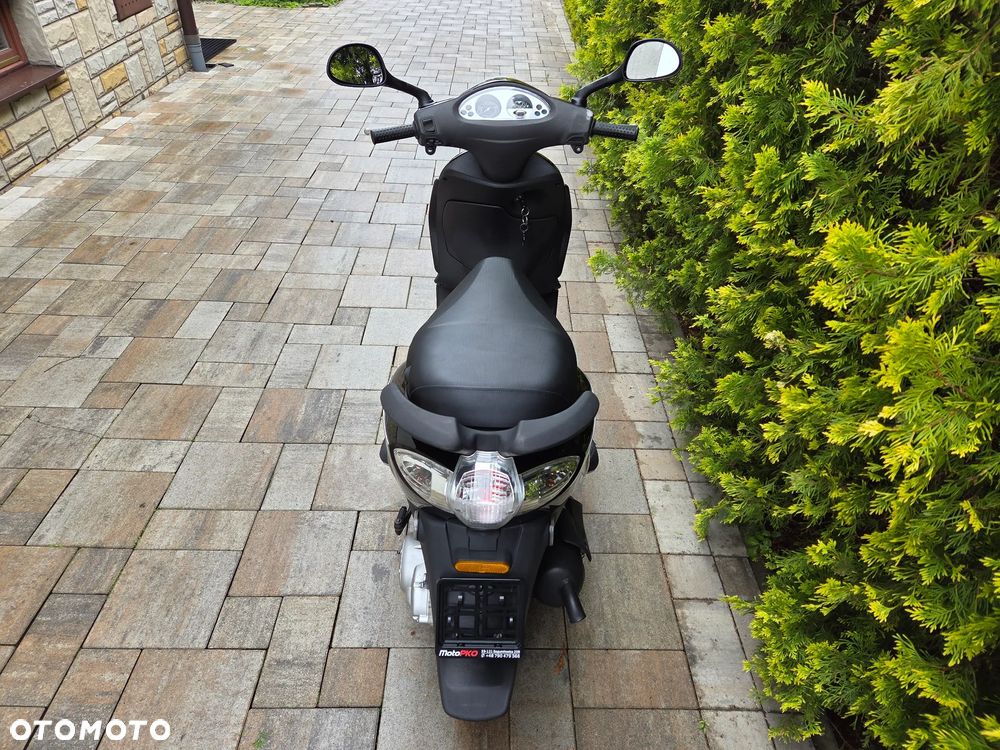 Piaggio FLY - 9