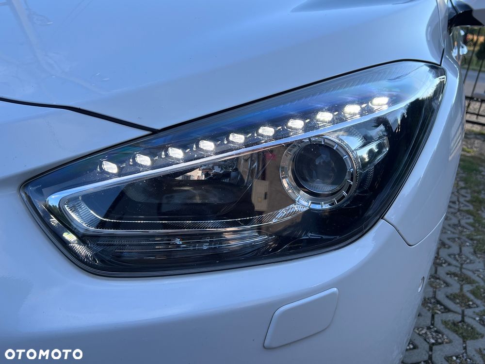 Hyundai i40 Kombi blue 1.7 CRDi Premium - 16