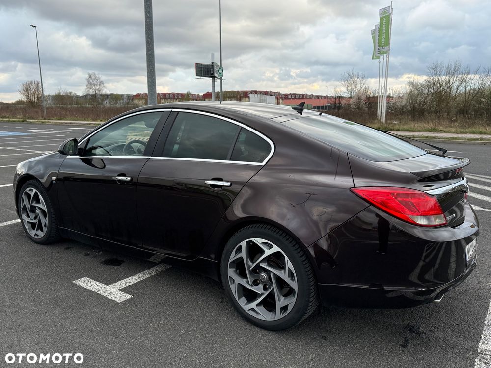 Opel Insignia 2.0 Bi Turbo CDTI 4x4 - 11