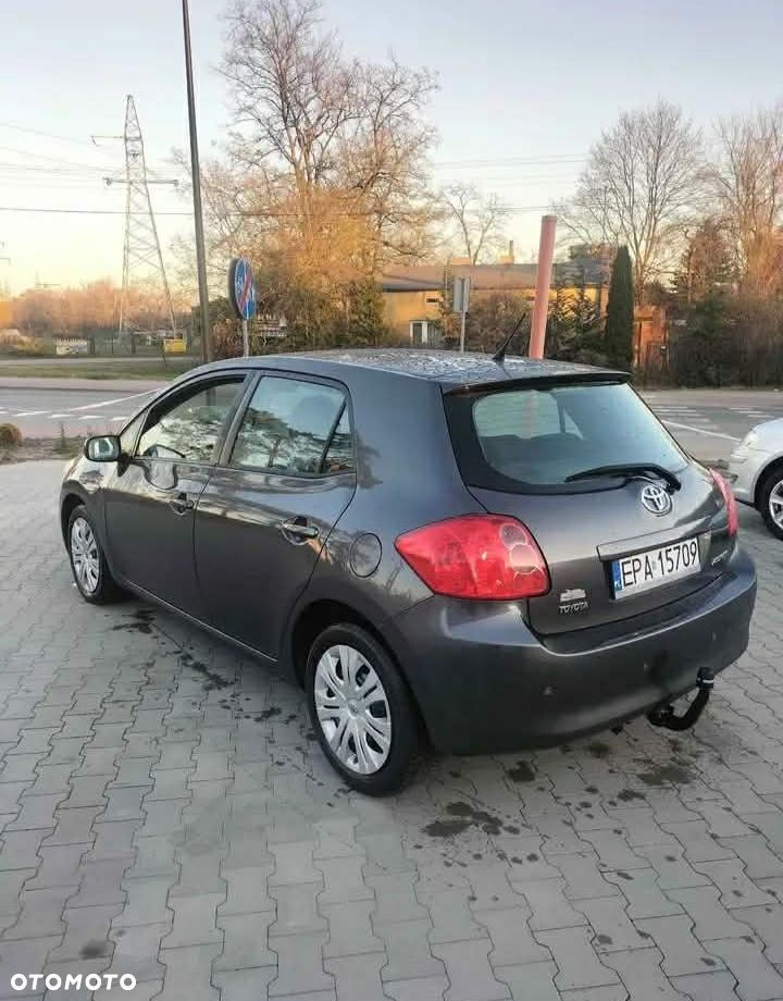 Toyota Auris 2.0 D-4D Premium - 3