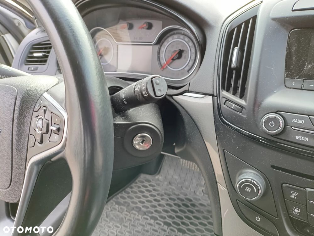 Opel Insignia 2.0 CDTI Edition - 10