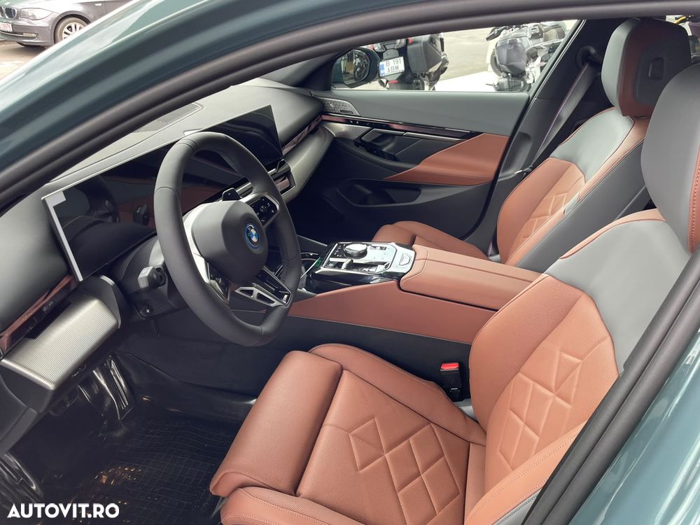 BMW Seria 5 530e xDrive Aut. - 12
