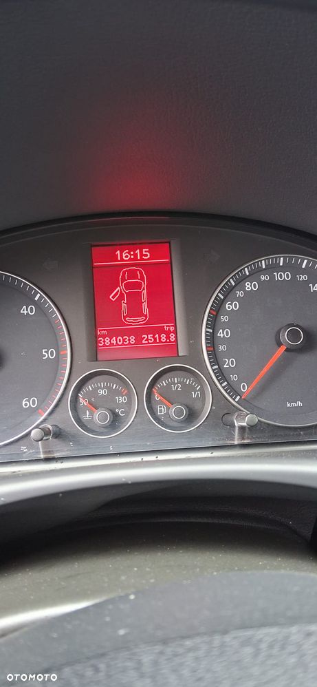 Volkswagen Touran 2.0 TDI DPF DSG Trendline - 12