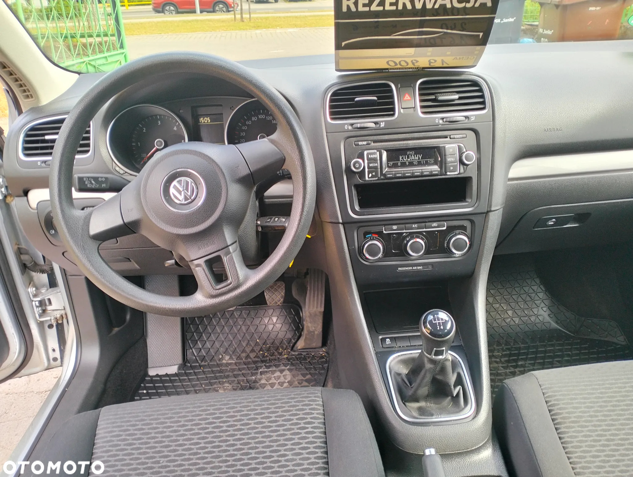 Volkswagen Golf - 25