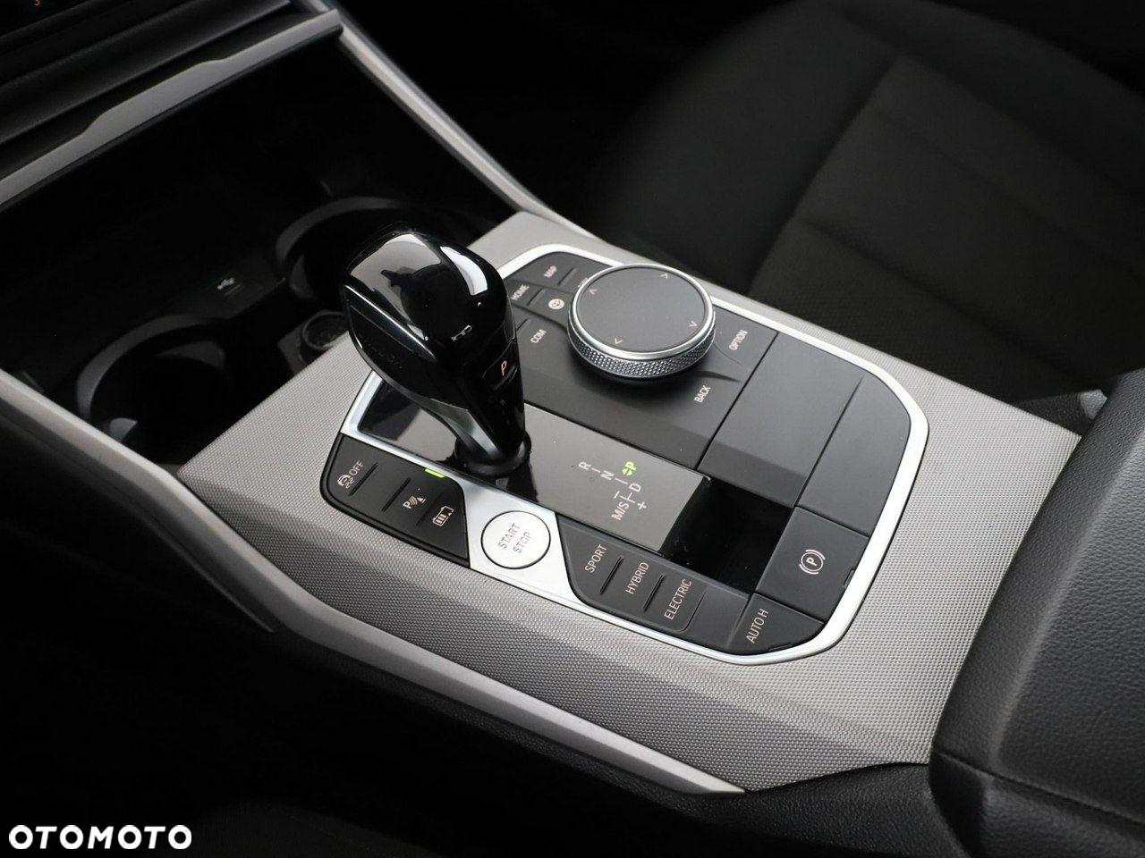 BMW Seria 3 330e Advantage - 30