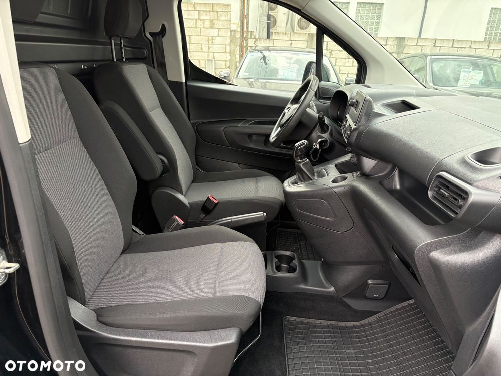 Opel Combo - 22